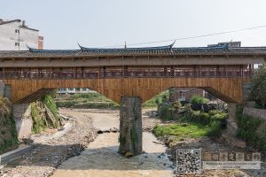 合龙桥北面（拍摄：暂不留名/2017.4）